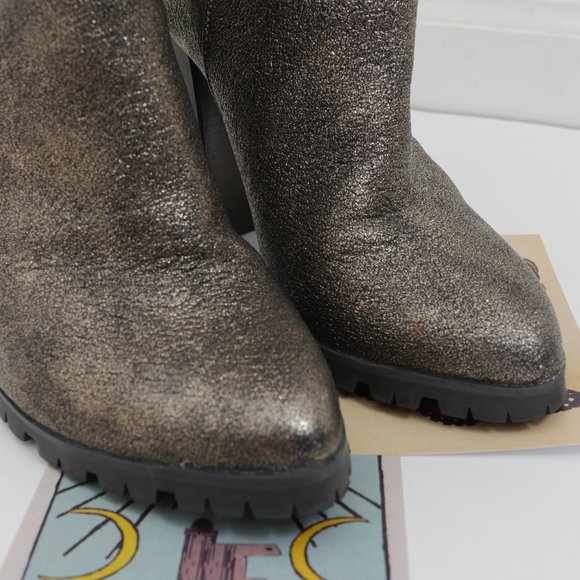 Katy Perry The Raina Slouchy Black Gold Metallic 4" Heel Size 7 Retro Boot - Picture 8 of 13